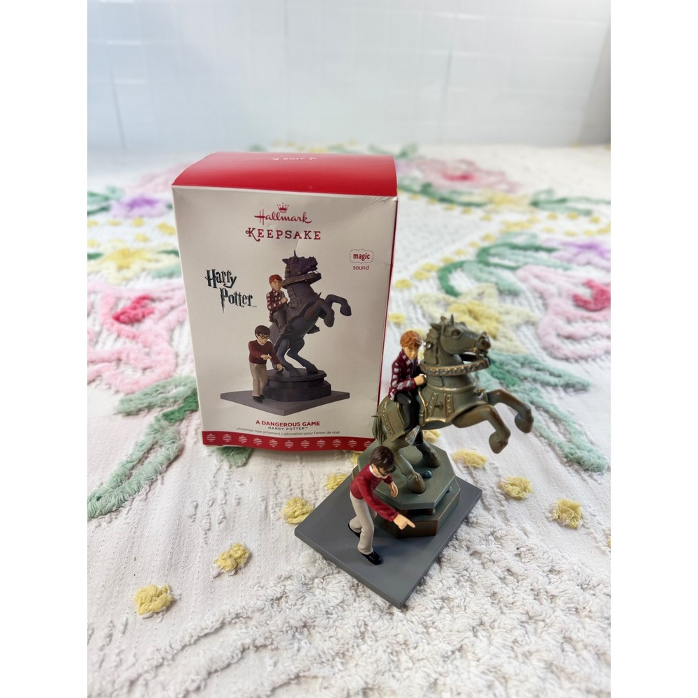 Hallmark Keepsake Harry Potter A Dangerous Game Magic Sound Ornament QXI2962